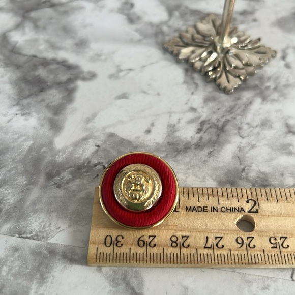 Ellen Designs red gold round clip On earrings - Picture 4 of 5